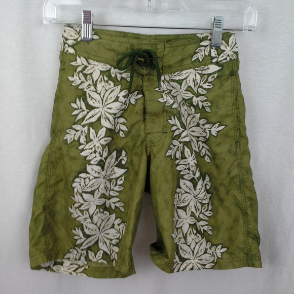 Old Navy Other - Old Navy boys board shorts 8 Green white Aloha